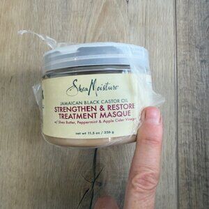 NEW Shea Moisture Jamaican Black Caster Oil Strengthen & Restore Masque
